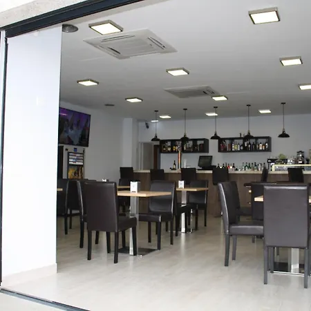 酒店 Mar De Aragon 2*